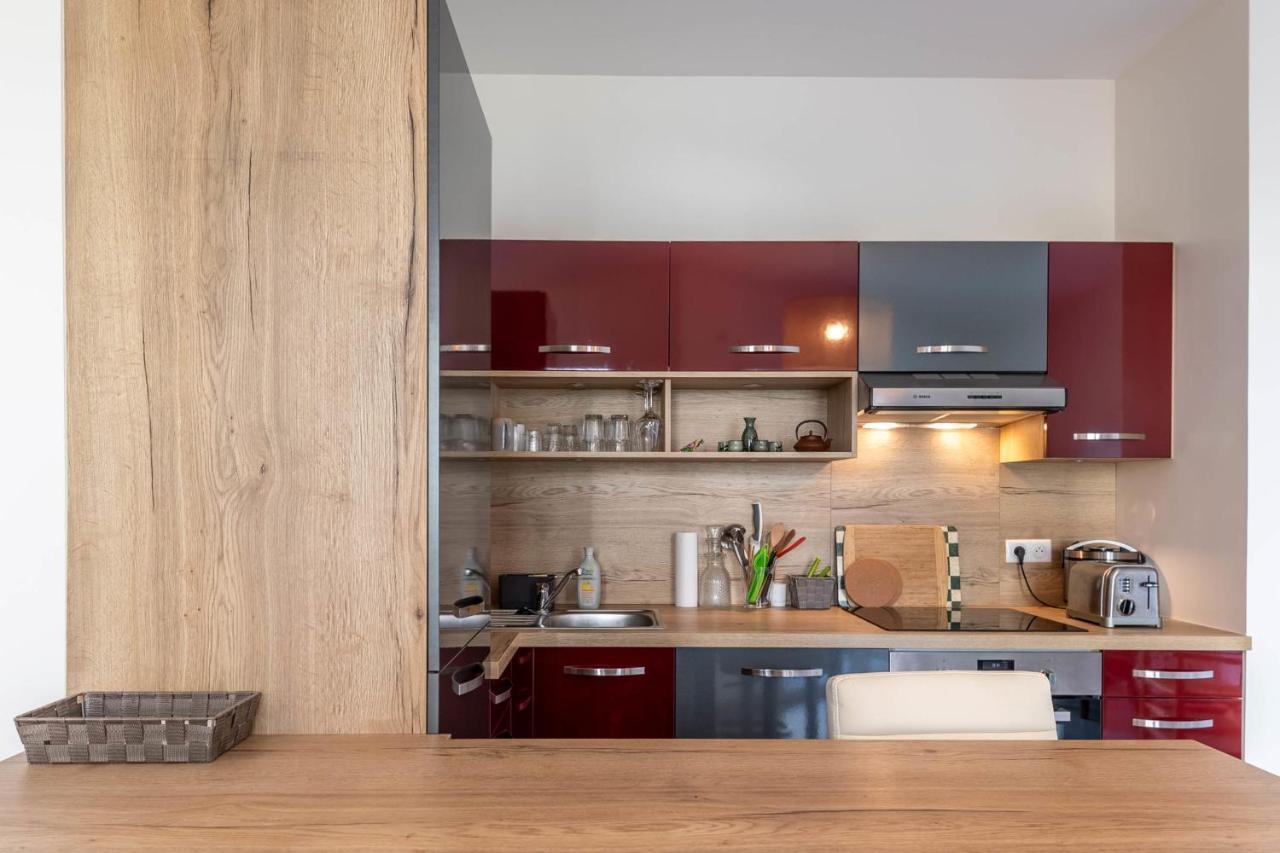 Charming Apartment With Balcony And Parking Near The Center Of Annecy Kültér fotó